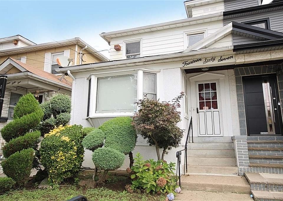 1st image of 1467 E 58th St