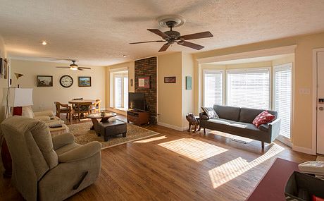 2nd image of 744 Lakeview Hts