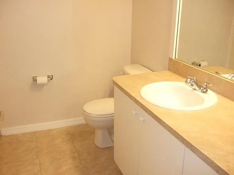 3 bed, 1598 sqft, $2,440 — Photo 1