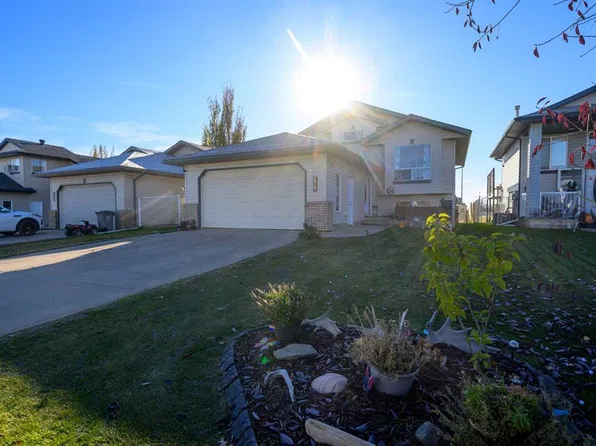 10701 N 72nd Ave, Grande Prairie, AB T8W 2T6
