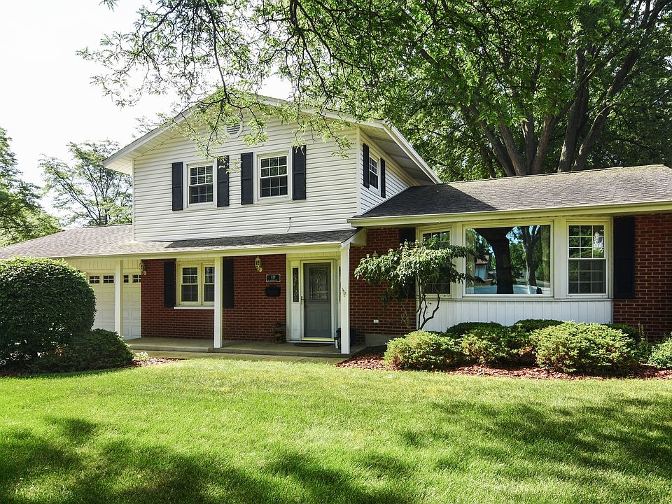 1st image of 829 E Anderson Dr