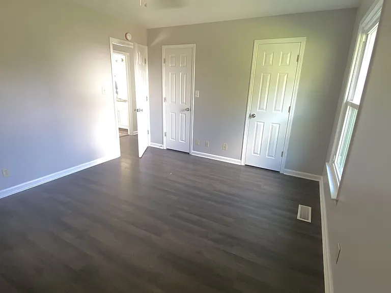 2301 Sherwood Hills Ct — Photo 14