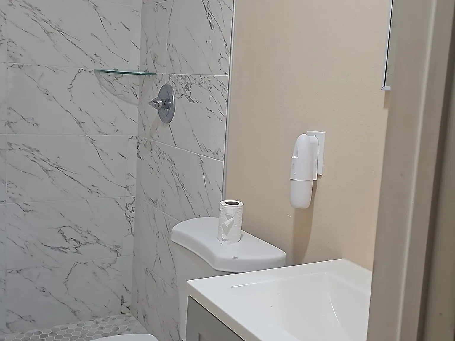 8521 Grand Canal Dr — Photo 1