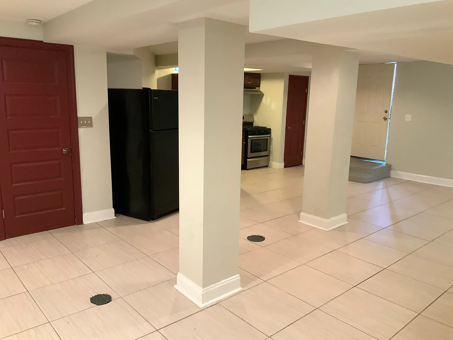Studio, 1000 sqft, $1,200 — Photo 3