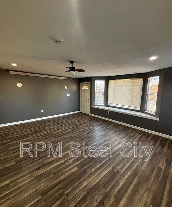 1st image of 2521 Emilia St