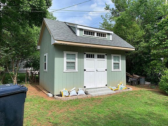 Workshop with storage loft