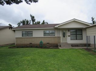 2006 Indiana Dr, Perryton, TX 79070