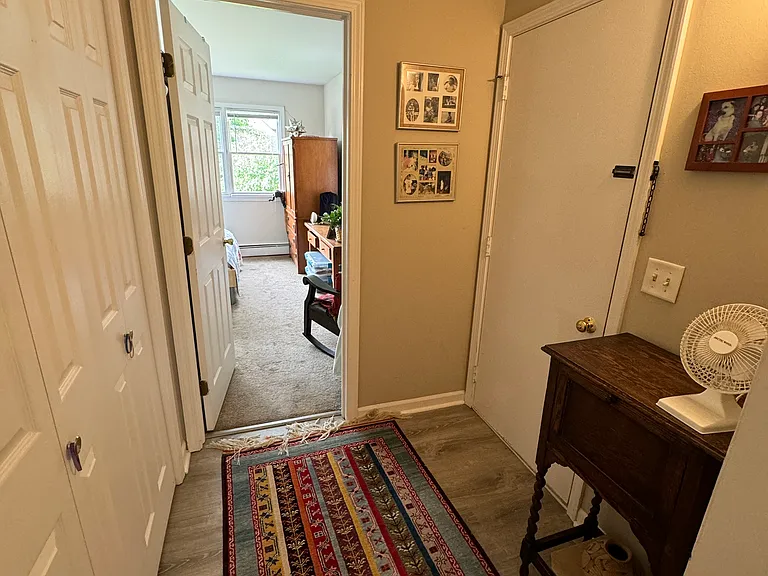 431 W Franklin Ave #2 — Photo 8