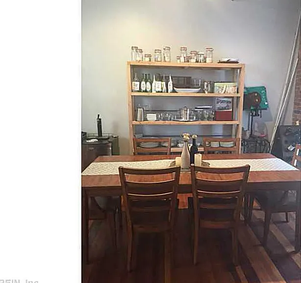 111 Tazewell St #303 — Photo 6