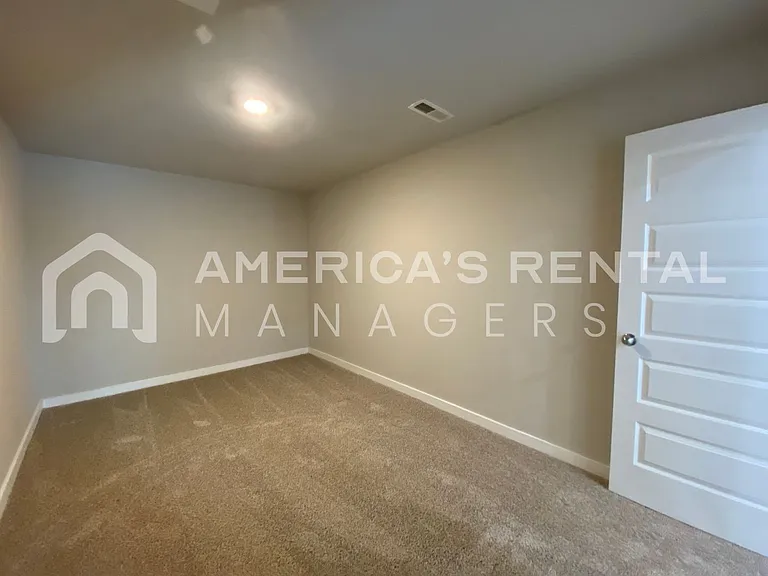 102 Edisto Cir — Photo 22