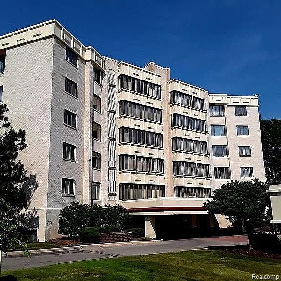 1st image of 43100 Twelve Oaks Crescent Dr APT 4011