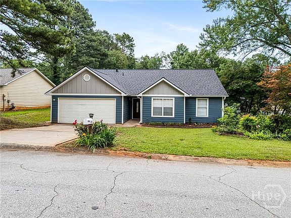 3rd image of 1004 Orchard Mill Court
