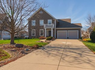 3 Mallard Ct, Bloomington, IL 61704