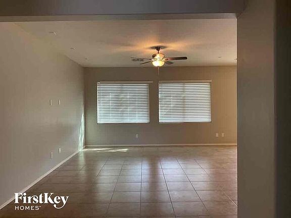 3rd image of 5649 W Sunland Ave