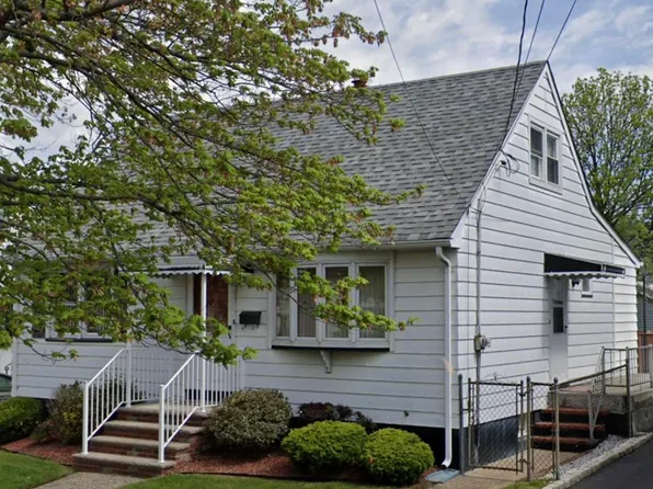 349 Wilson Ave, Lyndhurst, NJ 07071