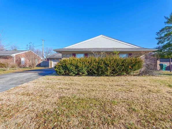 2717 W Middleground Dr, Owensboro, KY 42301