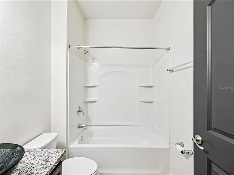 11525 Southern Creek Dr — Photo 7
