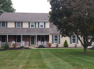 42 Meadow Creek Ln, Glenmoore, PA 19343