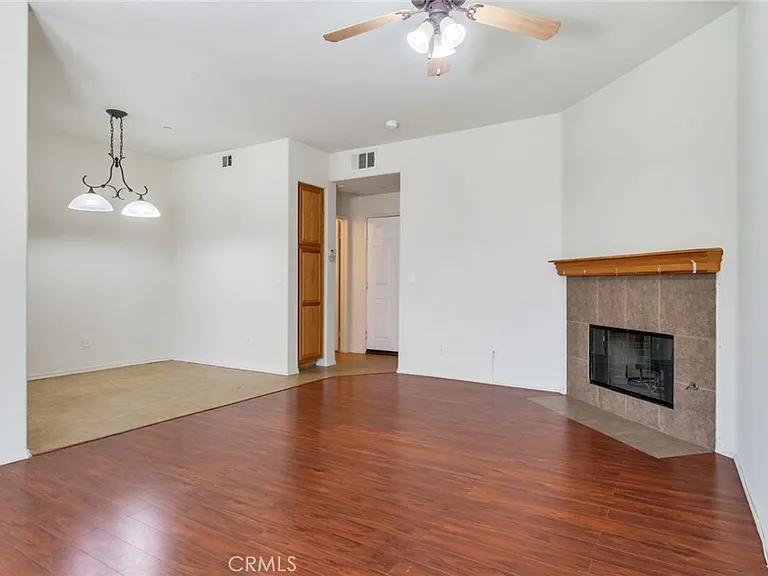 1555 Orange Ave #404 — Photo 5