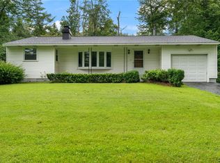 40 Evans Rd, Pennellville, NY 13132