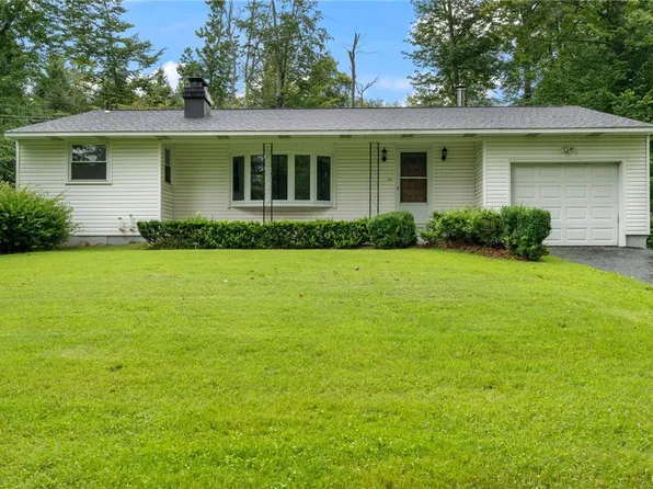 40 Evans Rd, Pennellville, NY 13132