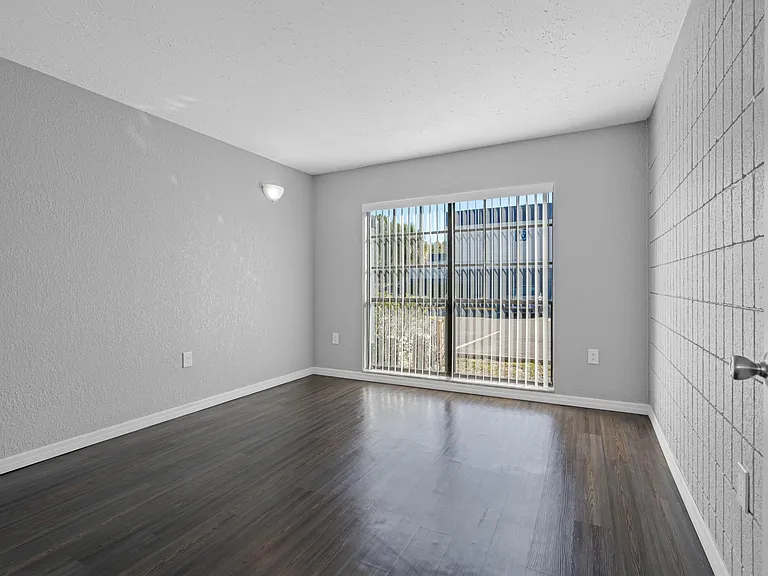 Montierra Apartments — Photo 24