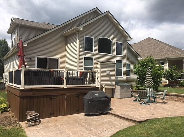 241 Prestwick Dr