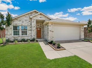1313 Gayle St, Burleson, TX 76028