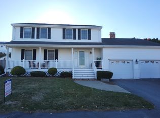 25 Louis Rd, Peabody, MA 01960