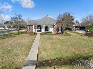 17535 Lake Azalea Dr, Baton Rouge, LA 70817