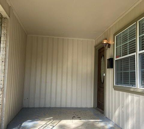 3rd image of 7702 Kaywood Dr
