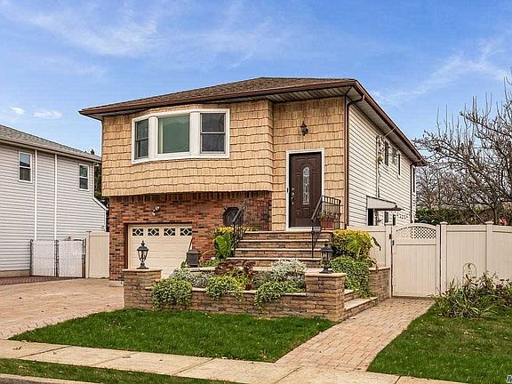 2nd image of 1 Roosevelt Ave