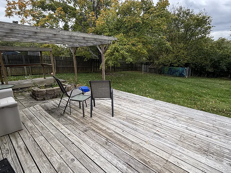 6802 Lake Buckhorn Ct — Photo 14