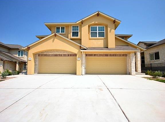 3rd image of 20809 Muirfield Bend Cv Unit B