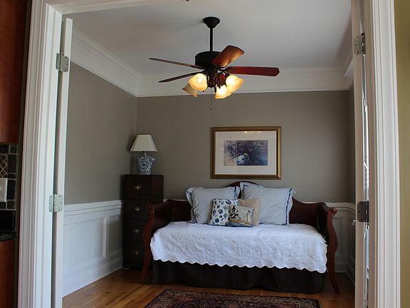 3rd image of 2333 Fox Creek Dr