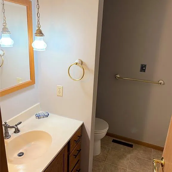 721 S Cherry St — Photo 10