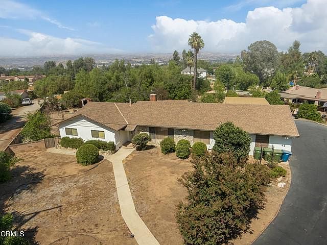 1st image of 999 Hacienda Dr