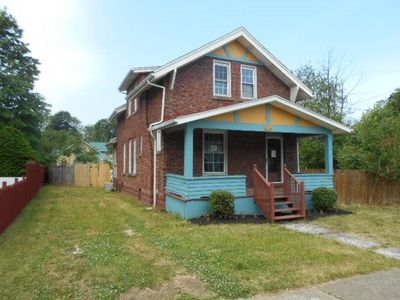 2114 Eastern Ave, Erie, PA, 16510
