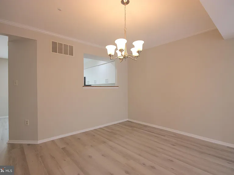 7782 Blueberry Hill Ln — Photo 9