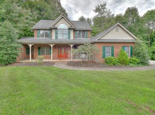 205 Allison Ct, Piney Flats, TN 37686