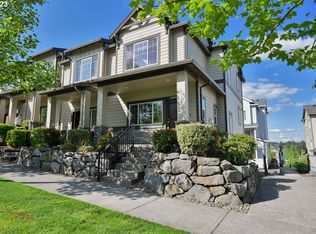 29096 SW Costa Cir W, Wilsonville, OR 97070