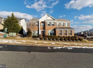 16104 Raptor Ct, Woodbridge, VA 22191