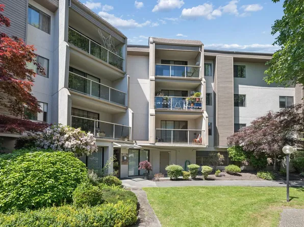 5471 Arcadia Rd #103, Richmond, BC V6X 2H1