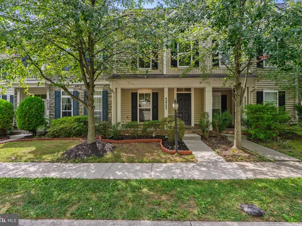 42757 Explorer Dr, Ashburn, VA 20148