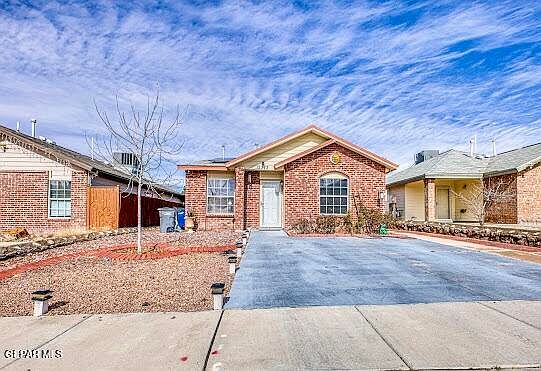 1st image of 12373 Tierra Alaska Ave