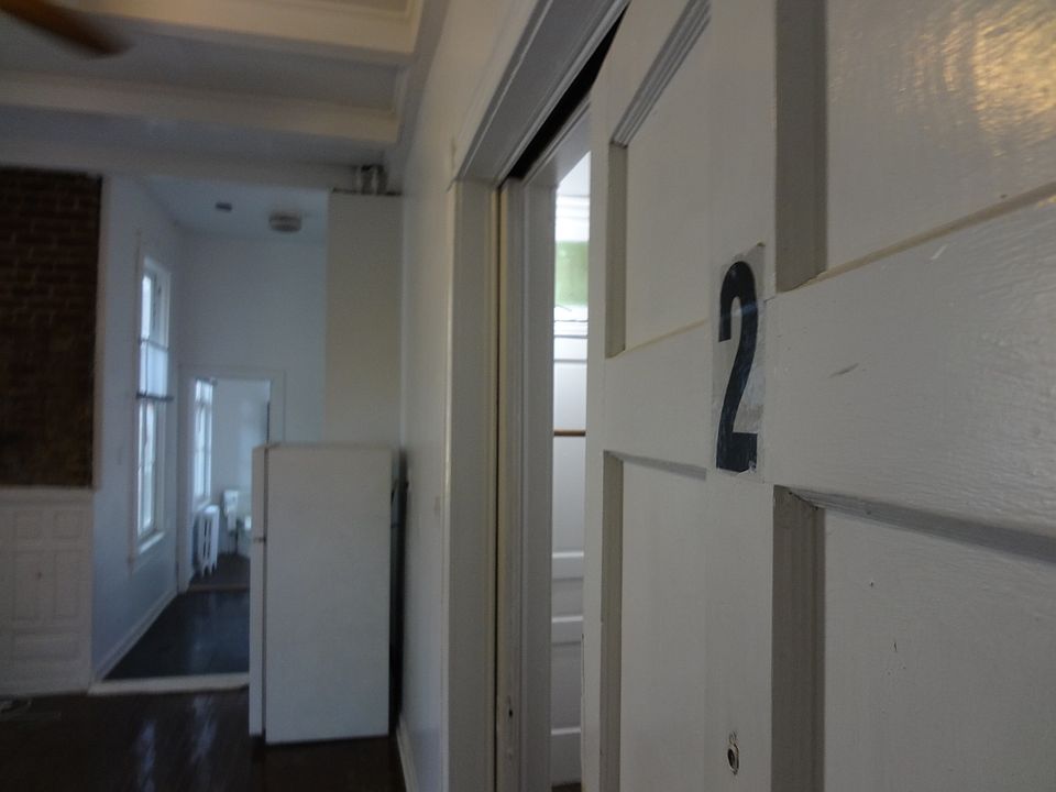 2000 W. Grace Str - Apt # 2