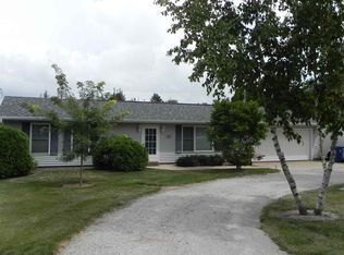 131 1st St, Coal Valley, IL