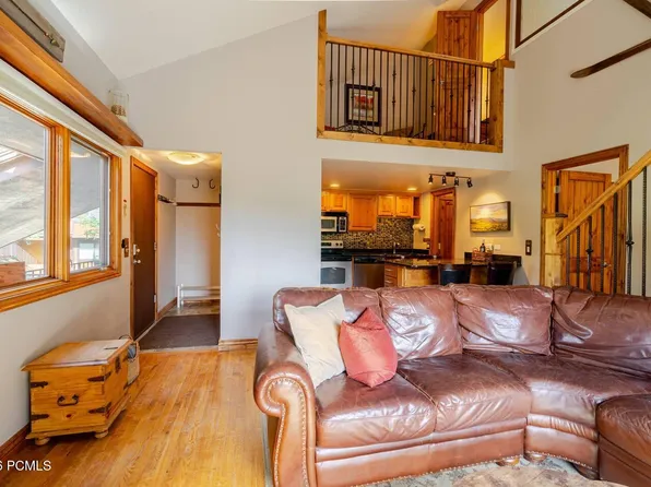 2025 Canyons Resort Dr APT I8, Park City, UT 84098