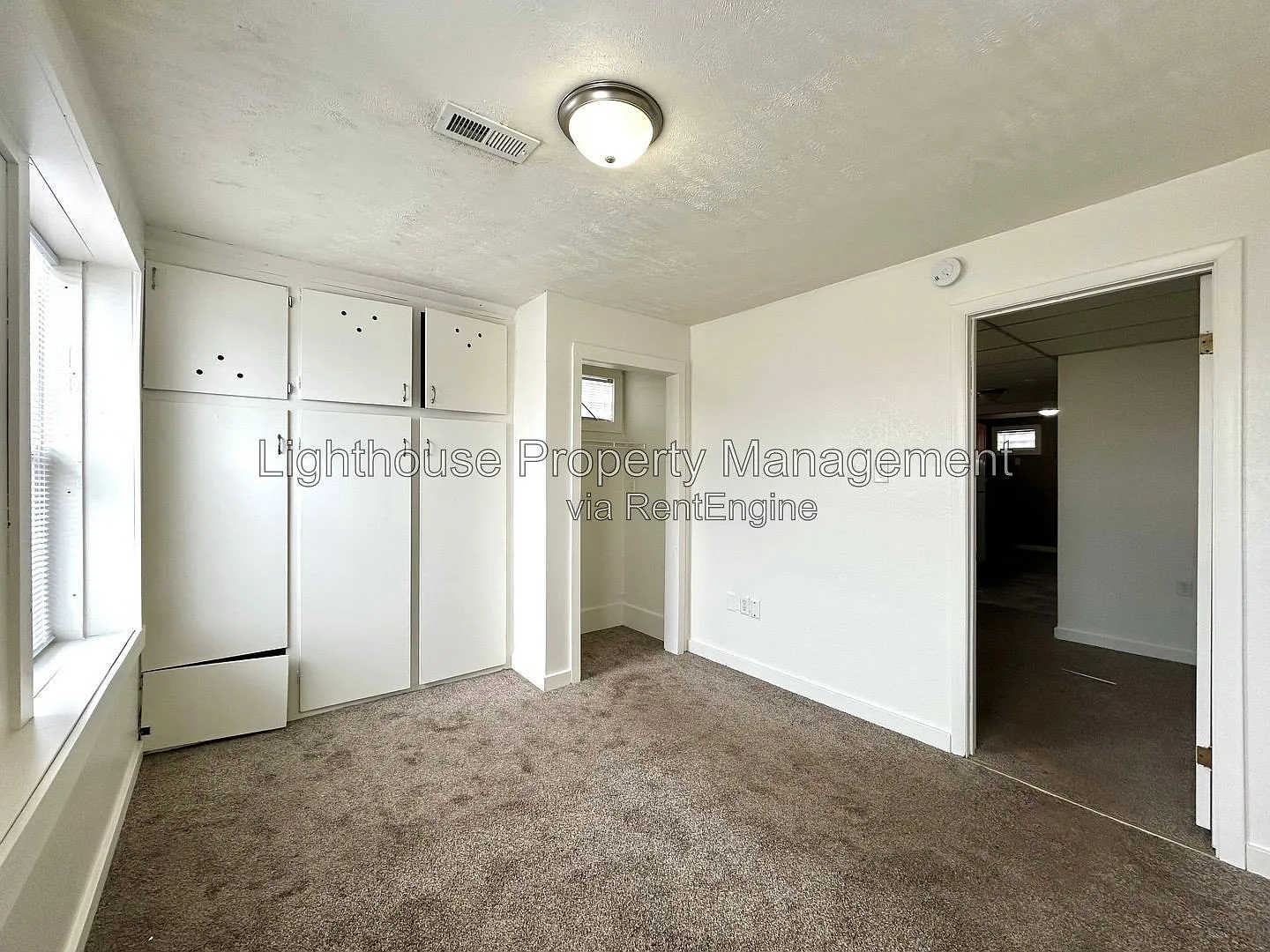 1 bed, 1.0 bath, $975 — Photo 2