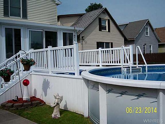3rd image of 39 Beatrice Ave